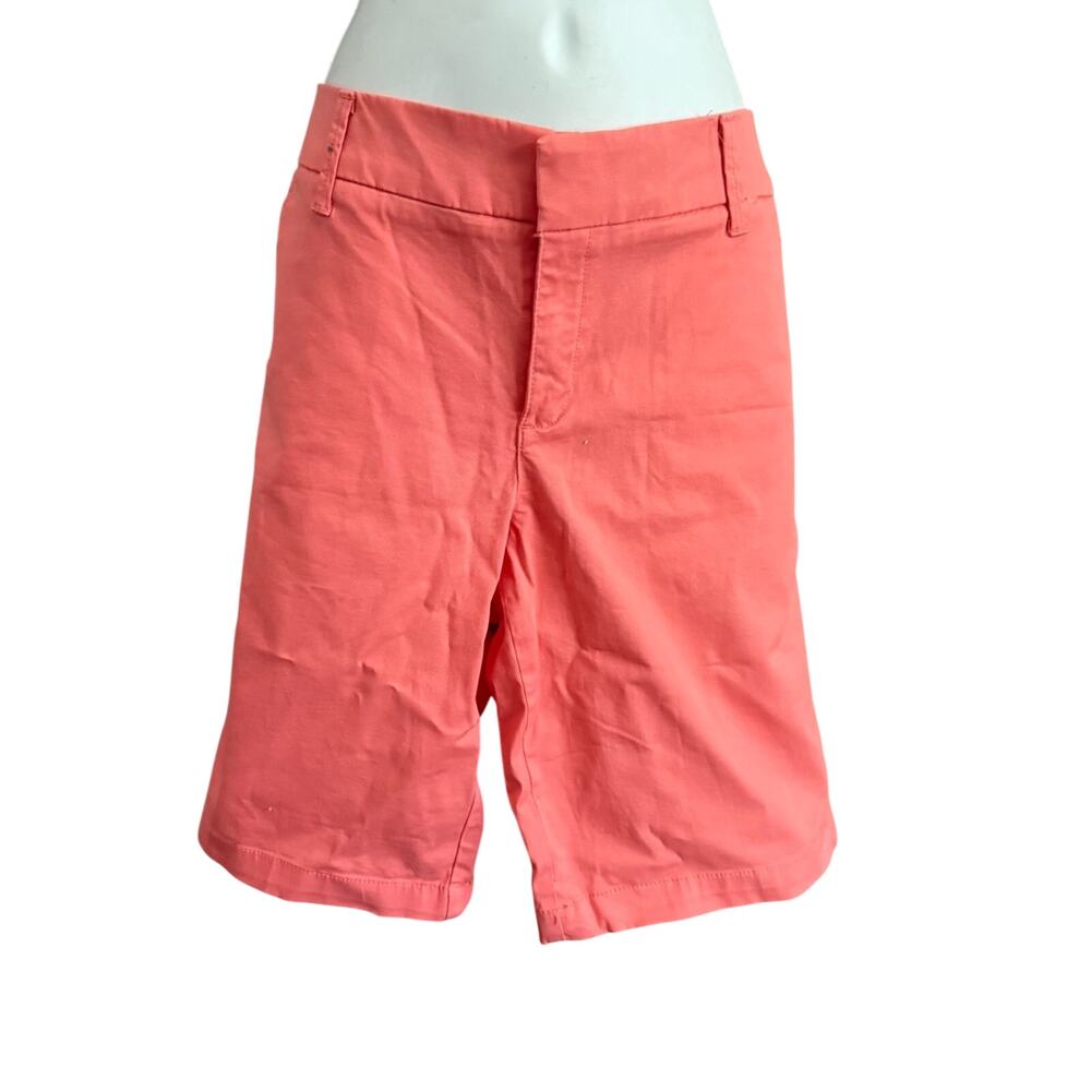 STYLUS Coral Flat-Front Women’s Shorts  NEW 14